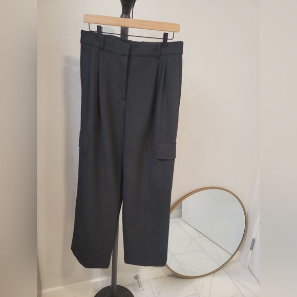 Babaton Spotlight Cargo Pant black size 10